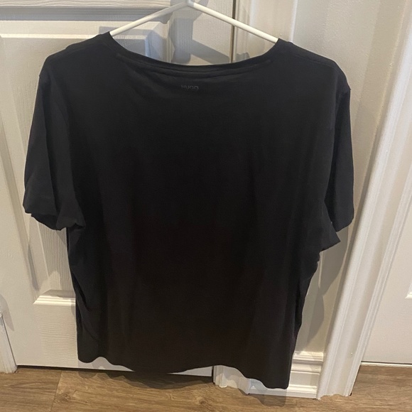 Men's Hugo Boss Graphic Tee - Size XL - Picture 2 of 2